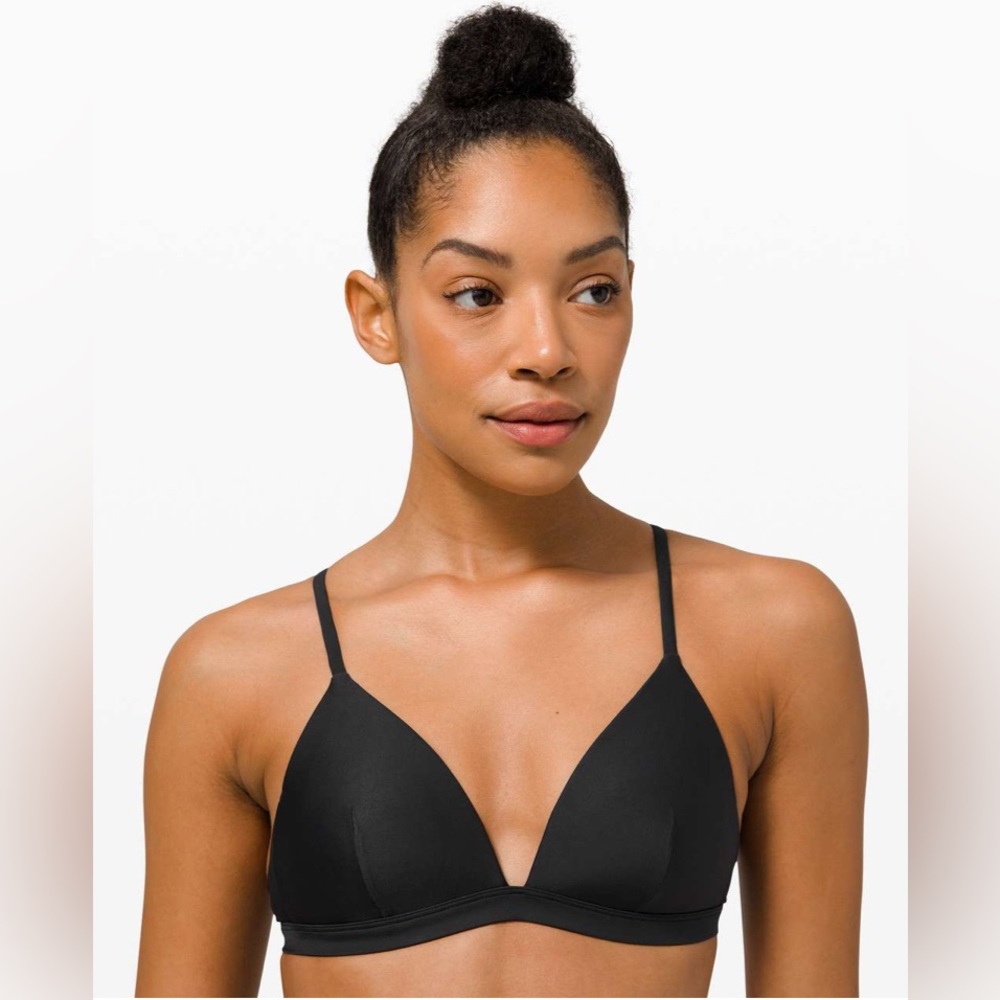 🩷 Lululemon Waterside Swim Top *A/B Cups 🩷